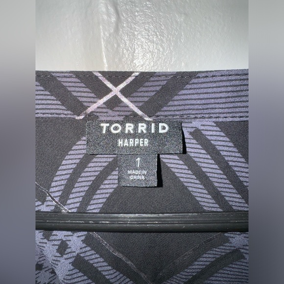 Torrid Women’s Harper Plaid Georgette Button Down Top Size 1X - Picture 4 of 6